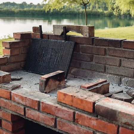 Laguna Club Lake Resort Donji Zabar Dış mekan fotoğraf