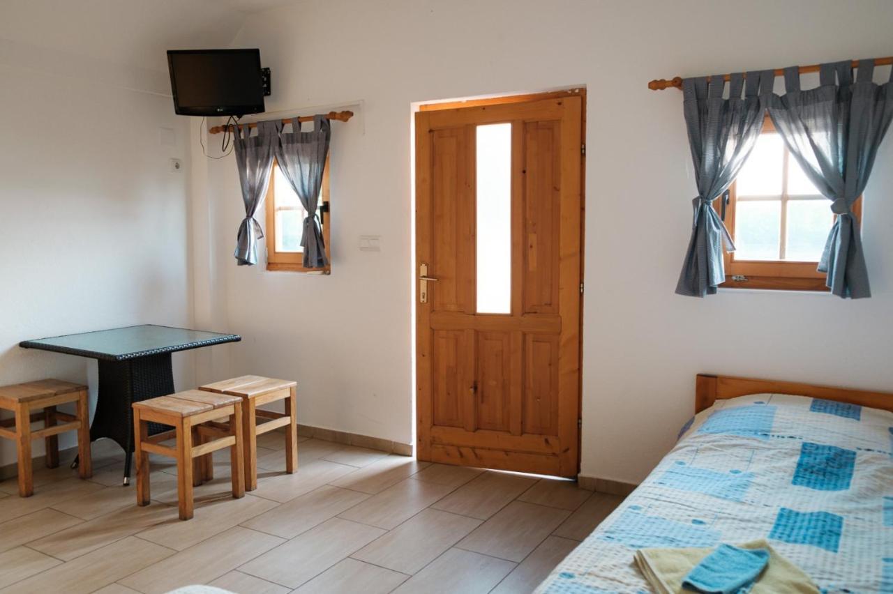 Laguna Club Lake Resort Donji Zabar Dış mekan fotoğraf